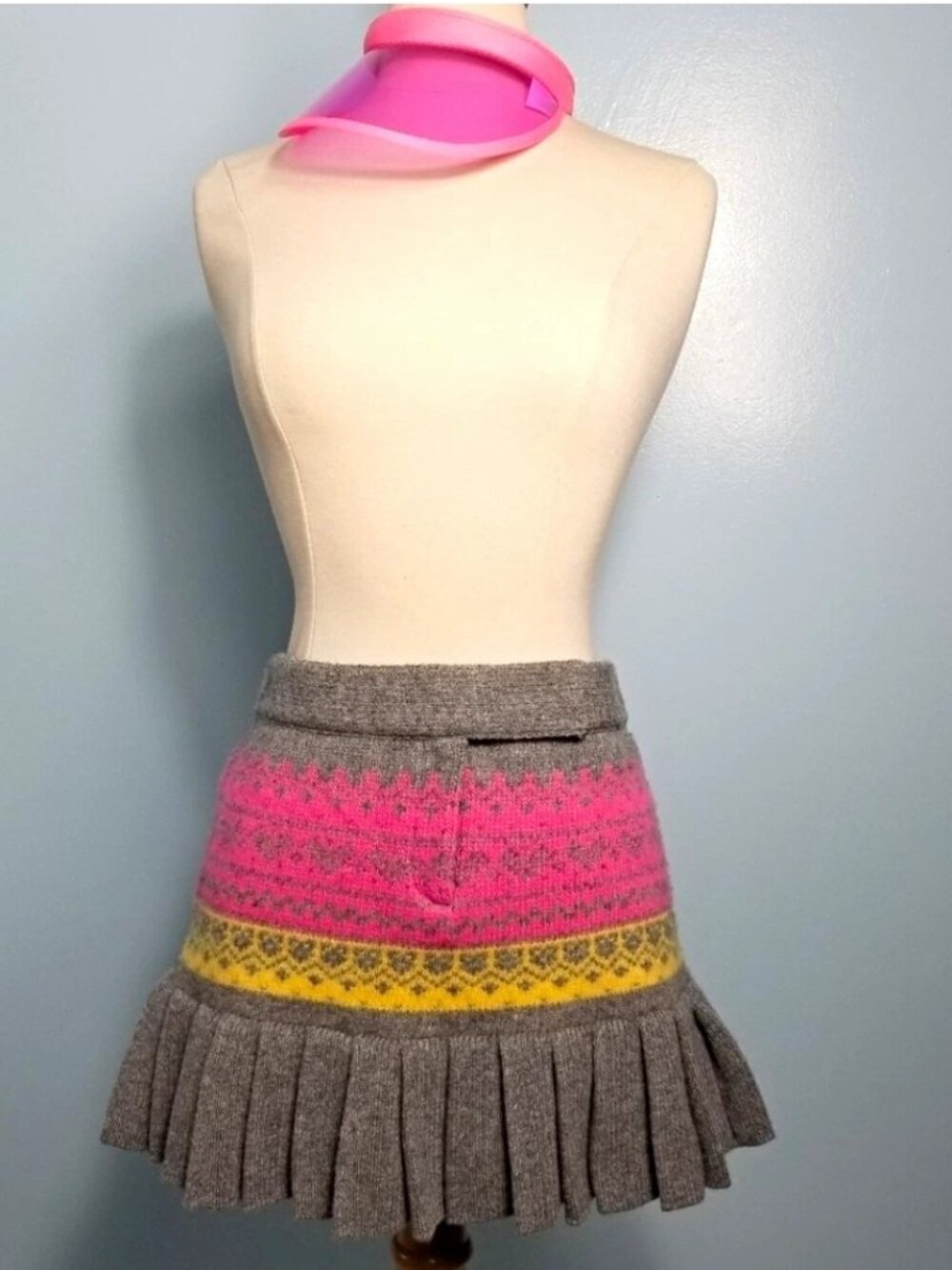 32 waist 100% wool Fair Aisle skirt